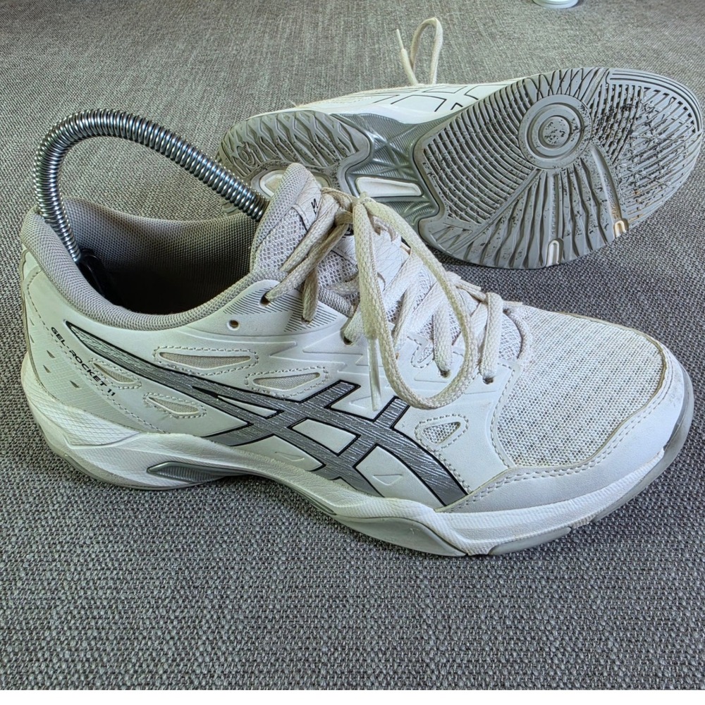 ASICS Gel-Rocket 11 Volleyball Shoe Womens 7.5 White‎ Silver Indoor Court Sport